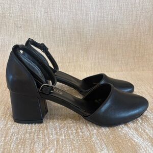 black heels with ankle strap